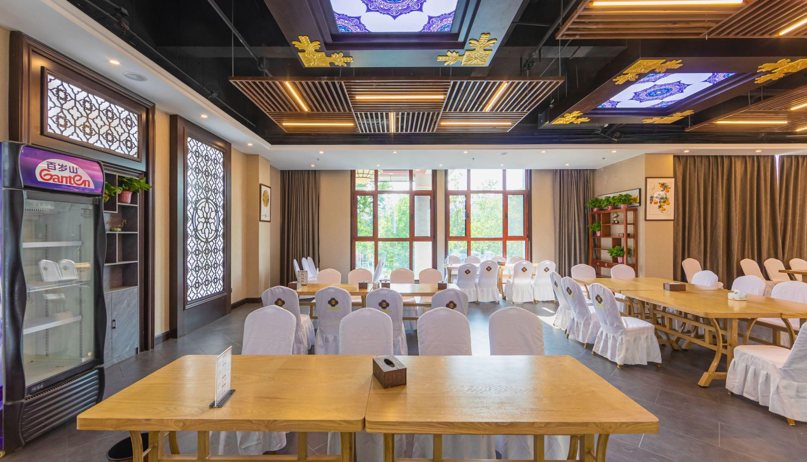 Hotel outdoor area - Zibo Mintai Hot Spring Holiday Hotel