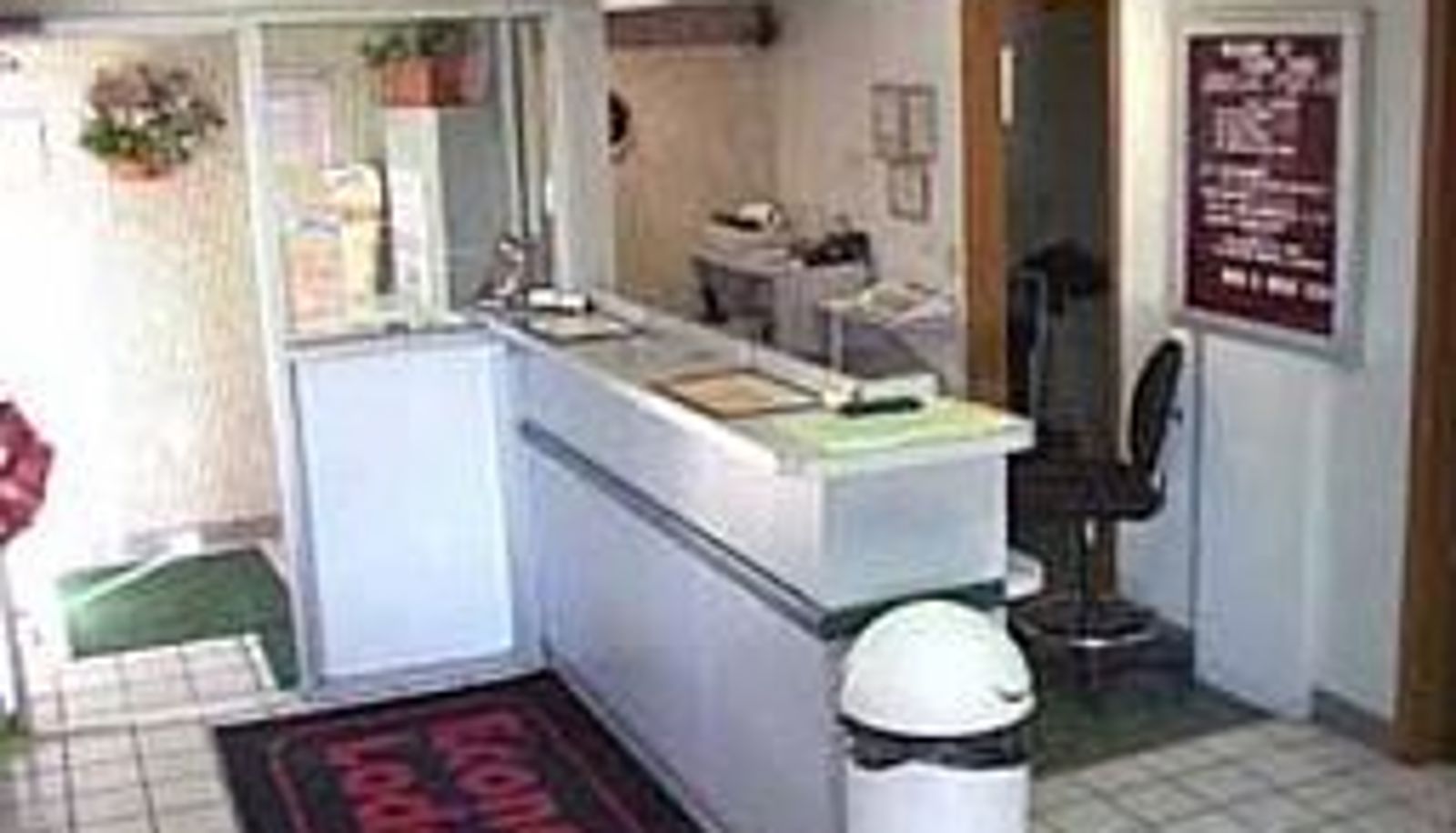 Lobby - Lodge West