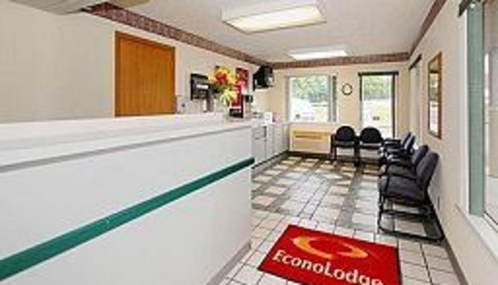 Lobby - Lodge West