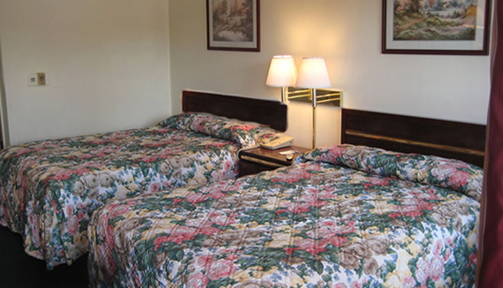 Room - Red Carpet Inn Endicott Binghamton