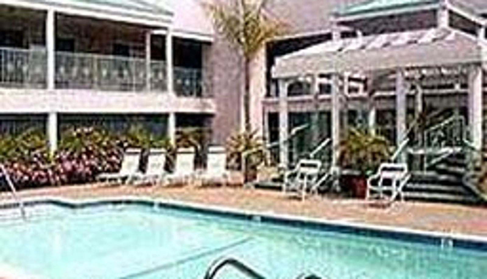 Wellness- und Fitnessbereich - The Wave Hotel