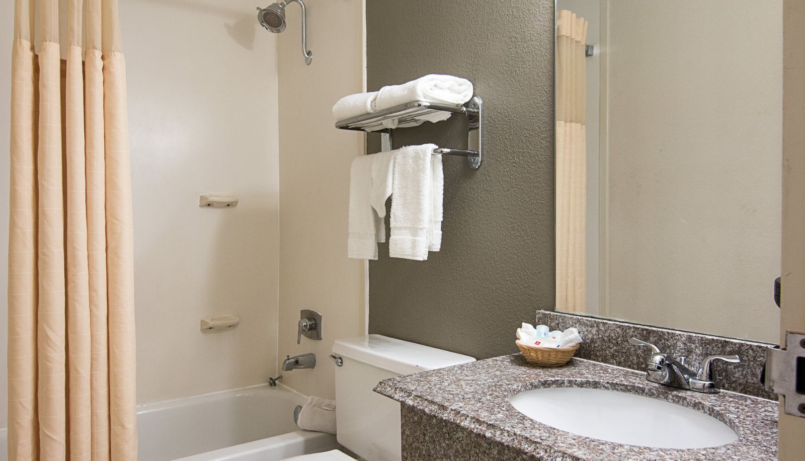 Pokój - OYO Hotel Monroe LA I-20