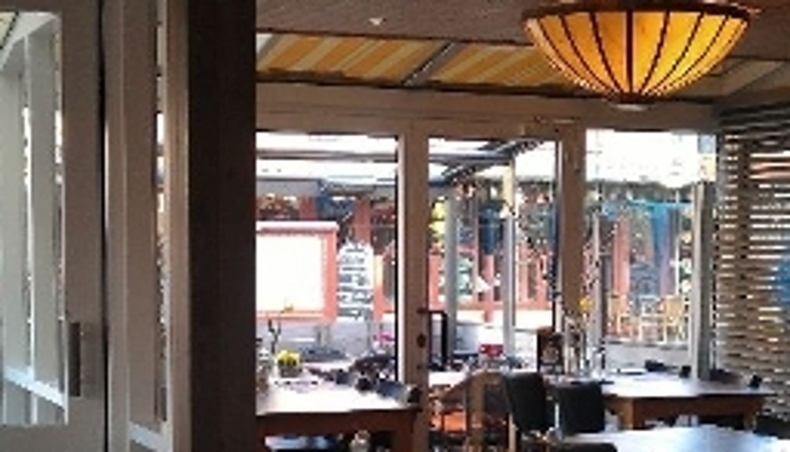Frühstücksraum innerhalb des Restaurants - Tesselhof