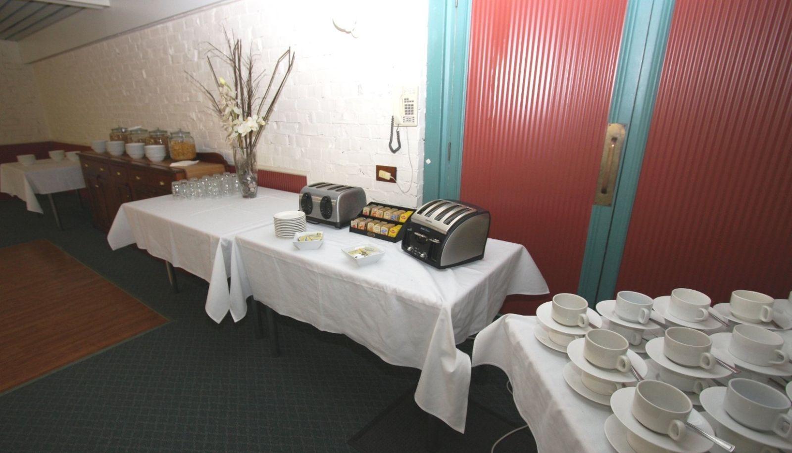 Conference room - Red Carpet Motel