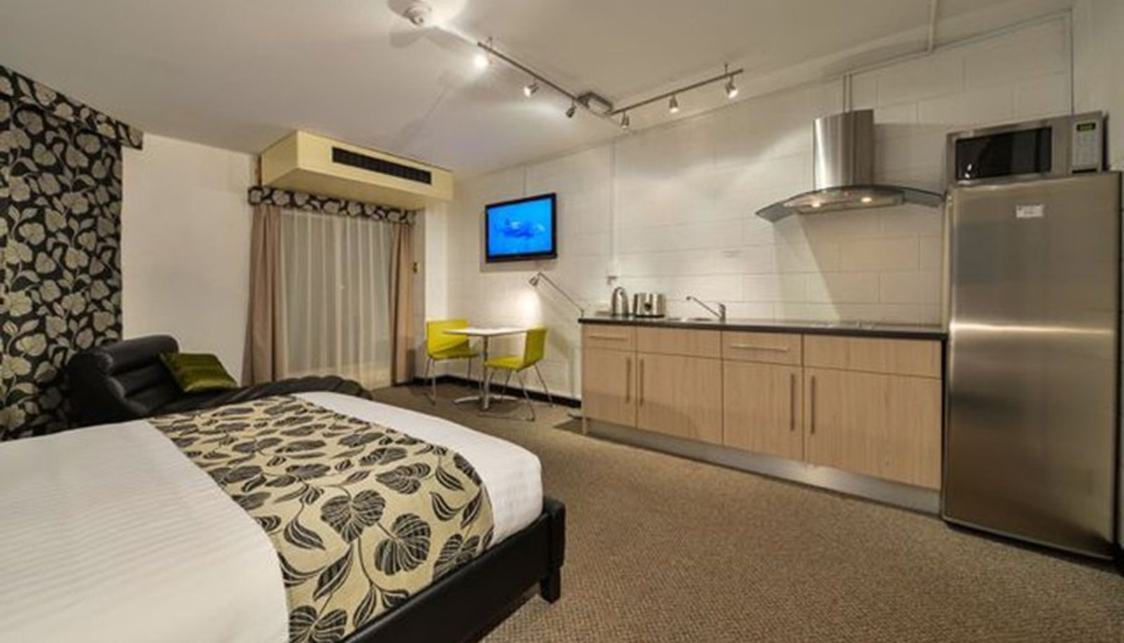 Zimmer - Golden Chain Sea Breeze Resort