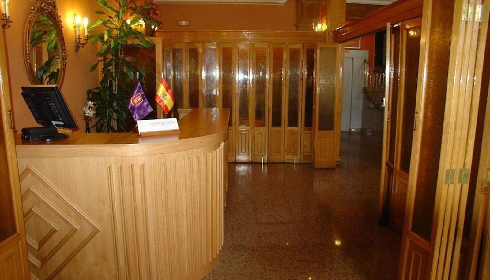 Reception - Hotel Santa Teresa