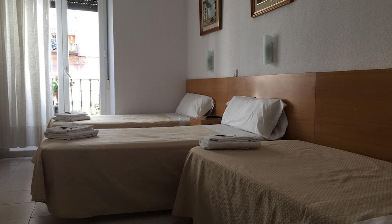 Camera standard - Hostal Lido