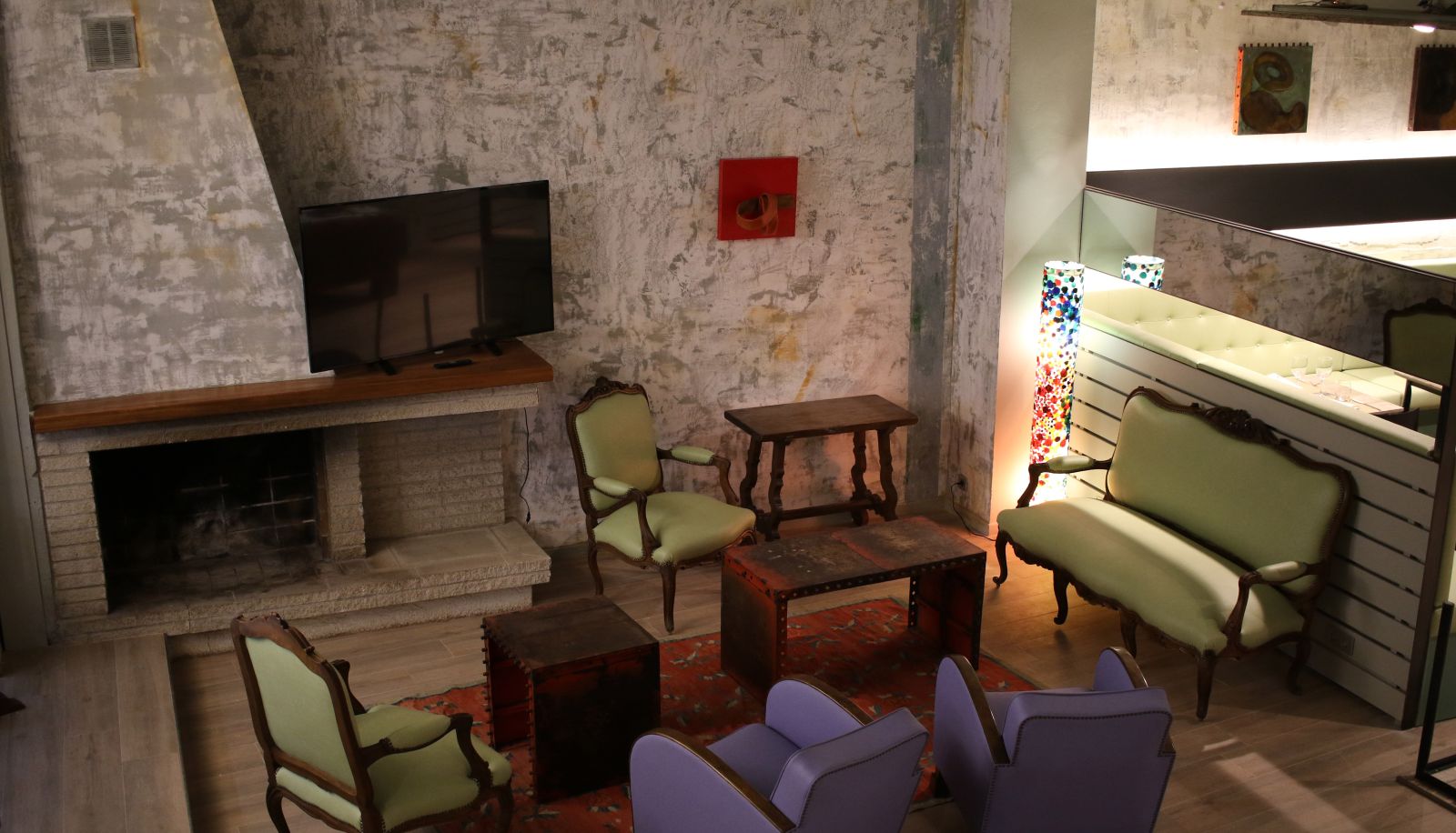 Fernsehzimmer - Hostal LA Fosca Hostal