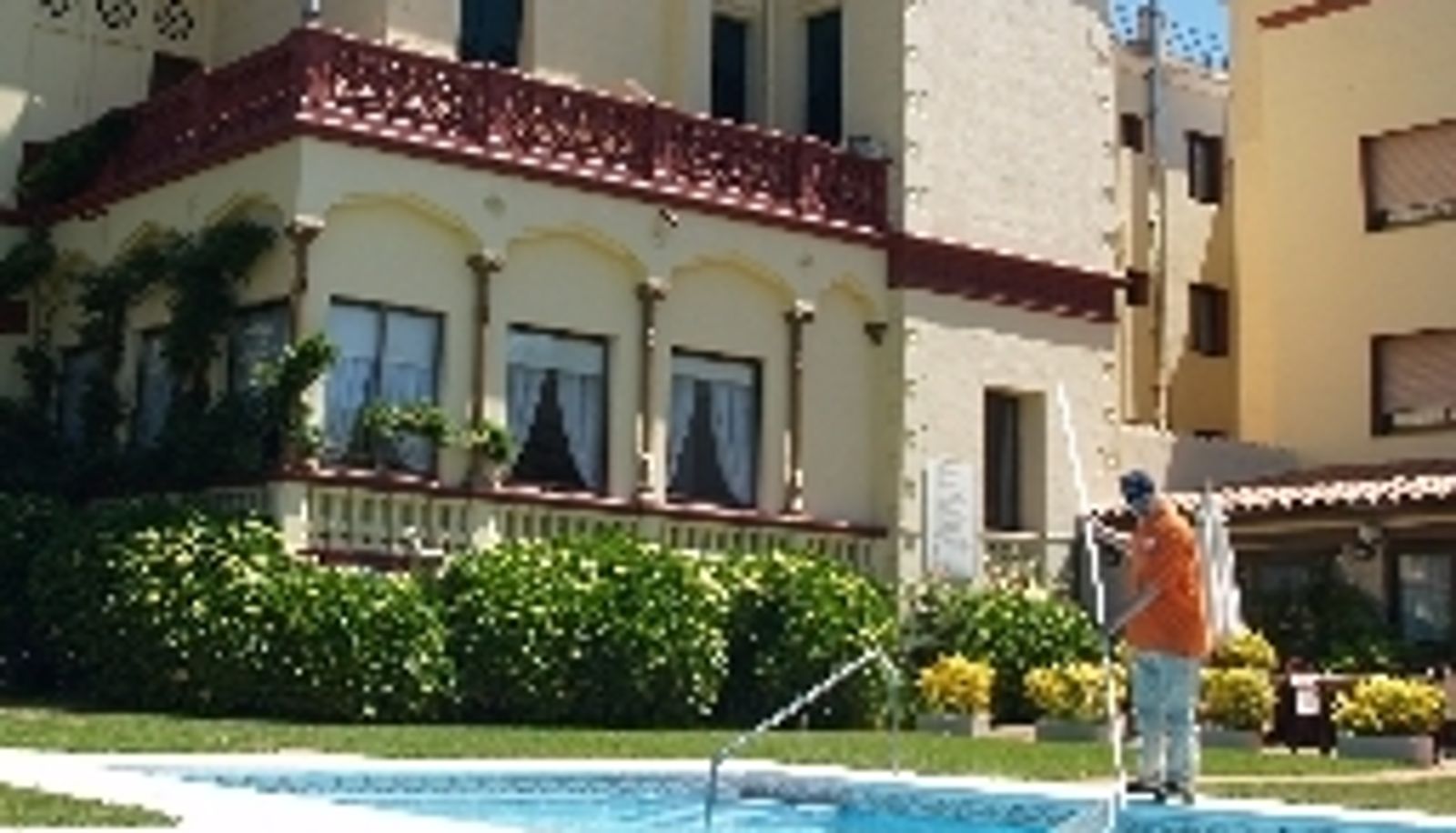Pool - Hostal del Sol