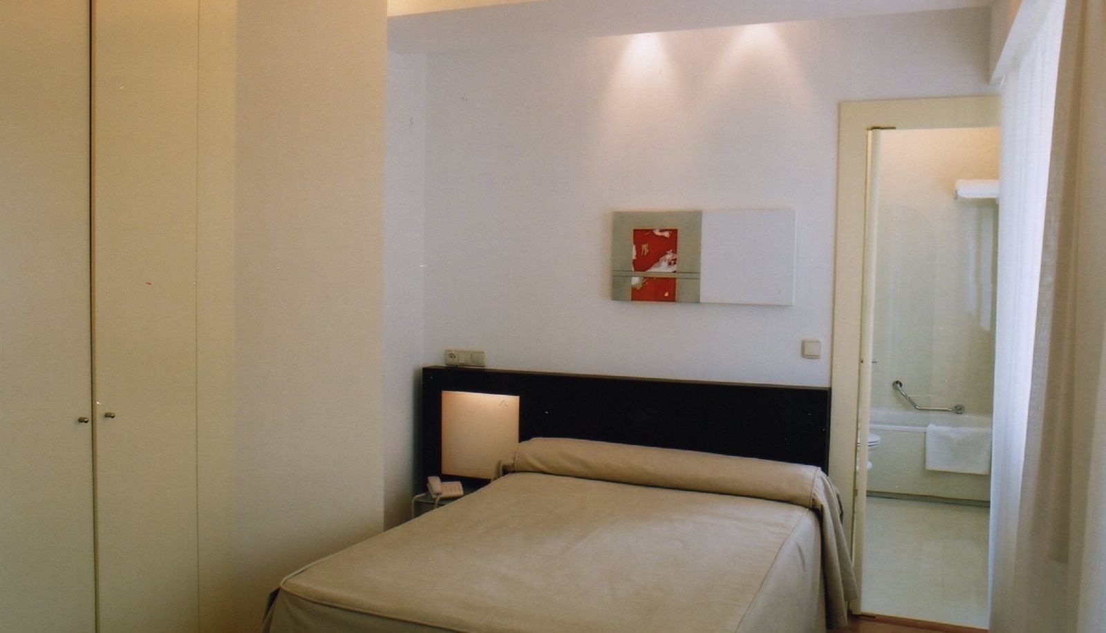 Standard room (double) - Hotel Terraza Monasterio