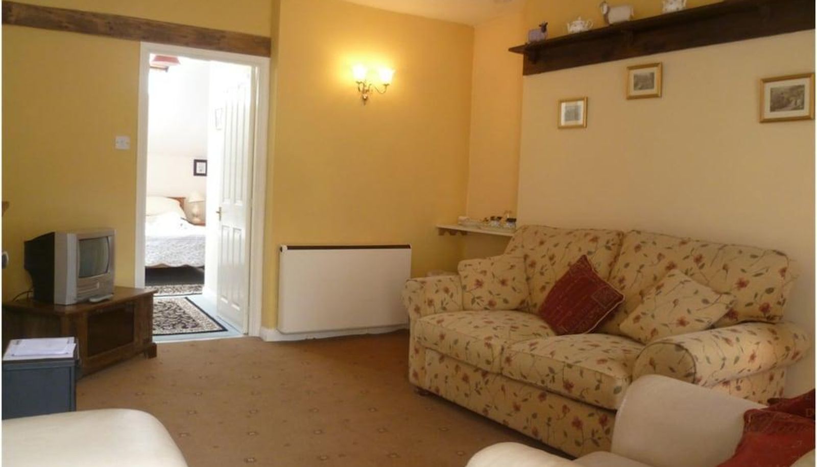 Hall - Arkleside Guest House