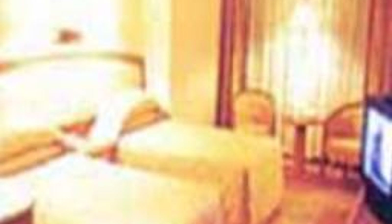 Room - H C AVIATION HOTEL