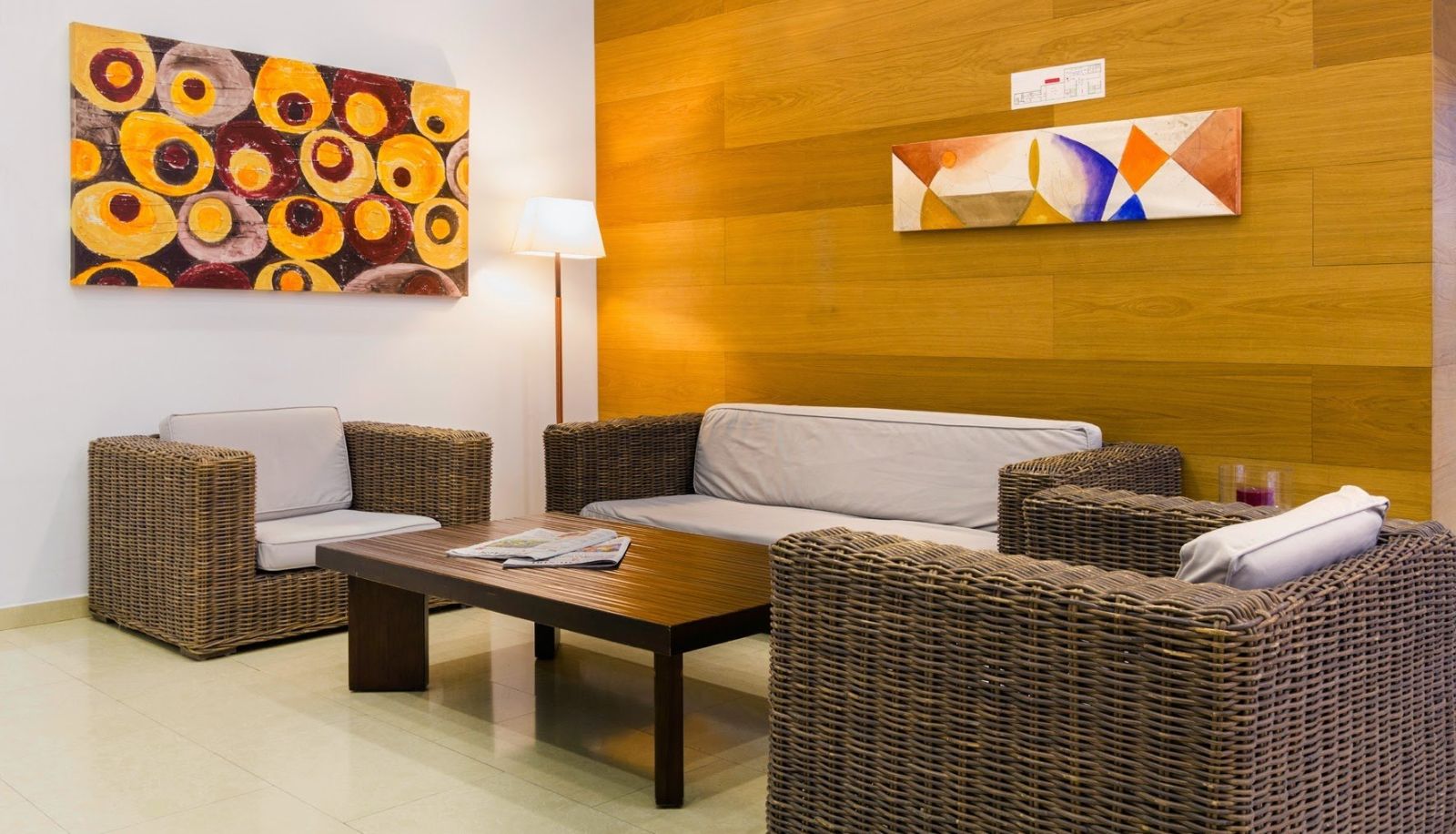 Lobby - B&B HOTEL Logroño Las Cañas
