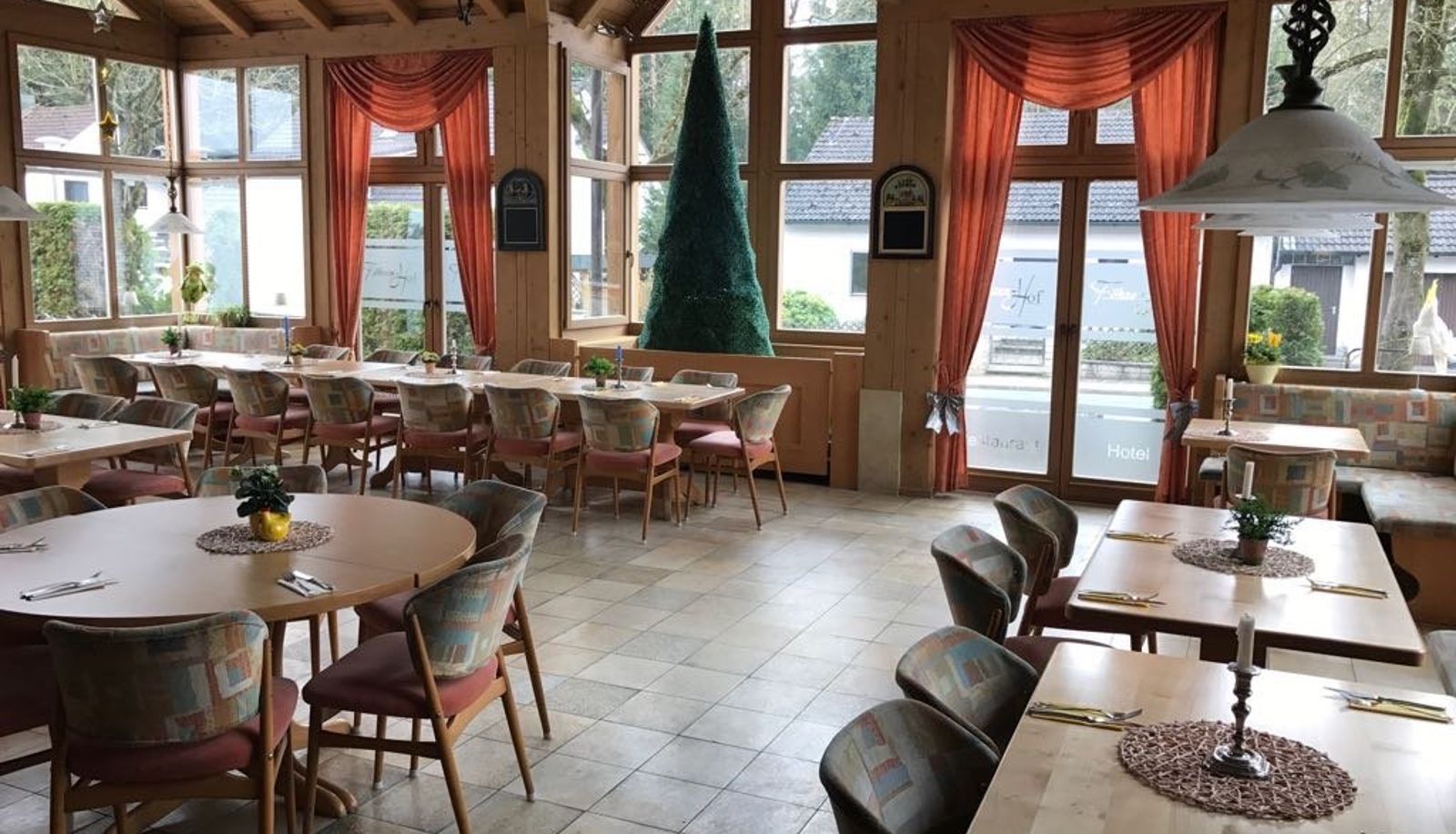 Restaurant - Hotel Föhren-Hof