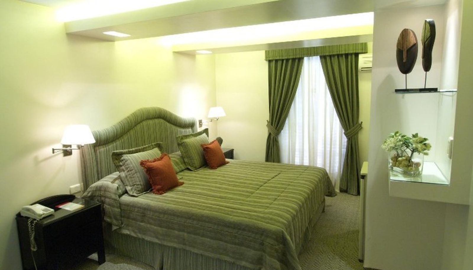 Room - Hotel Metropol