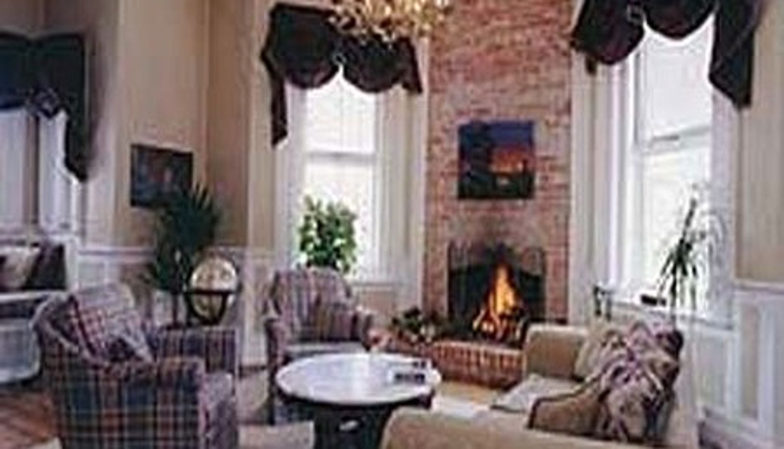 Info - Carmichael Inn & Spa