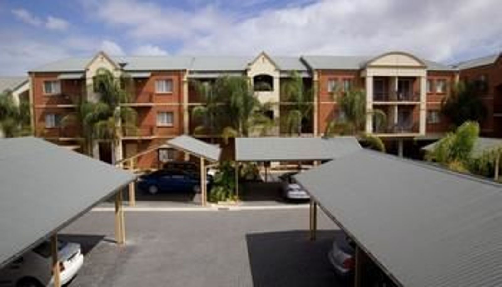 Info - Adelaide Regent Apartments - The Grand Apartments
