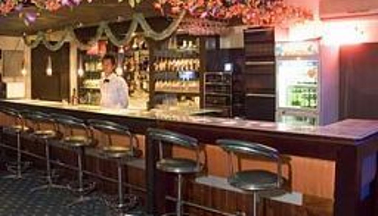 Bar - Huaqiao