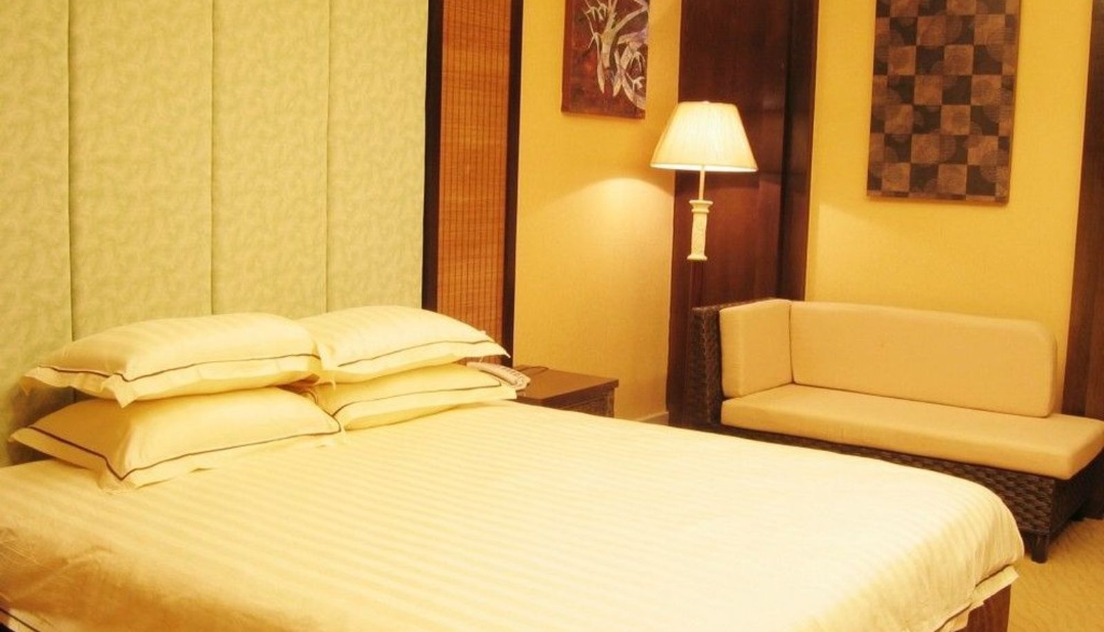 Camera - DEHE INTERNATIONAL HOTEL