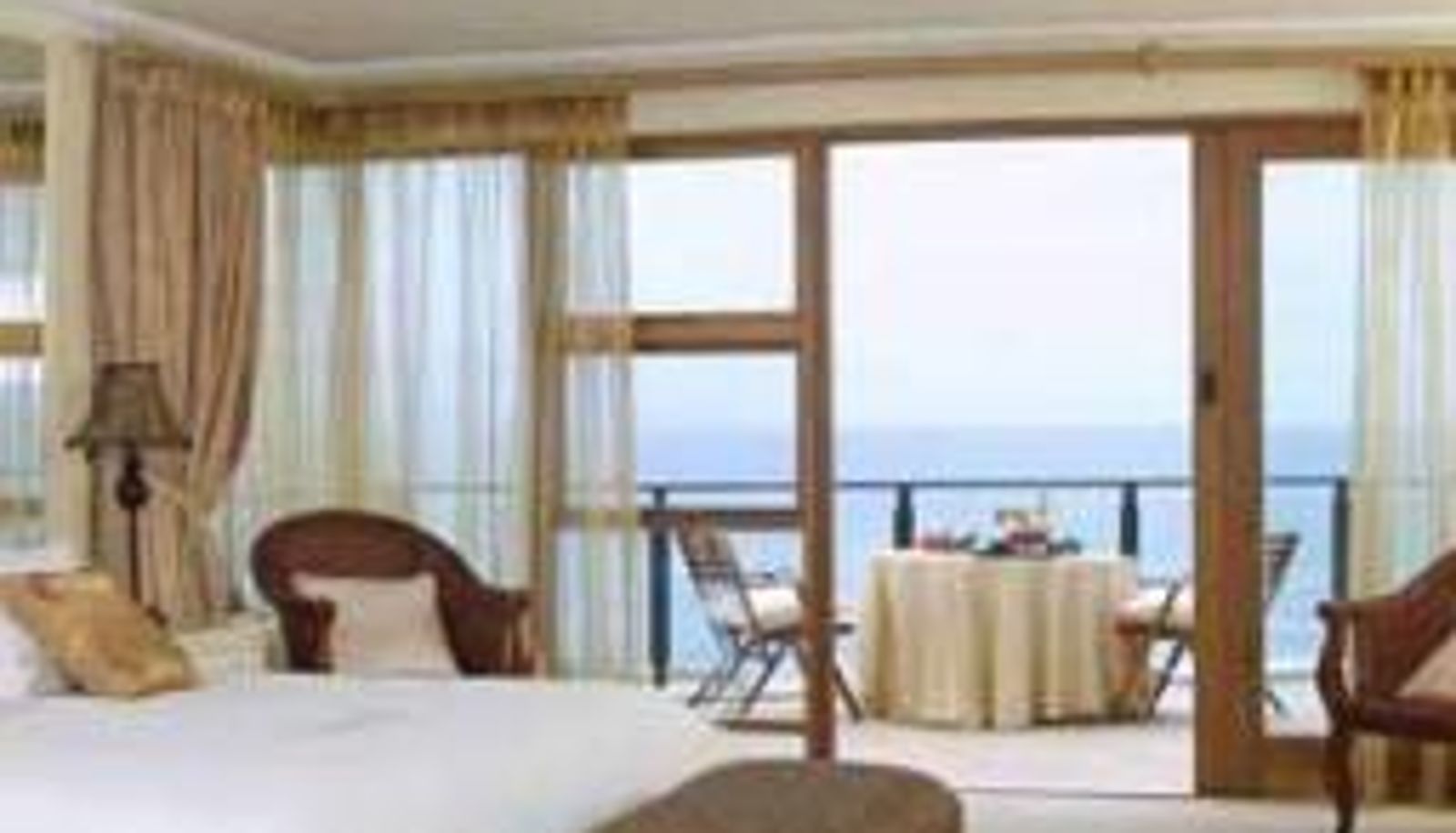 Room - African Oceans Manor - Guest House