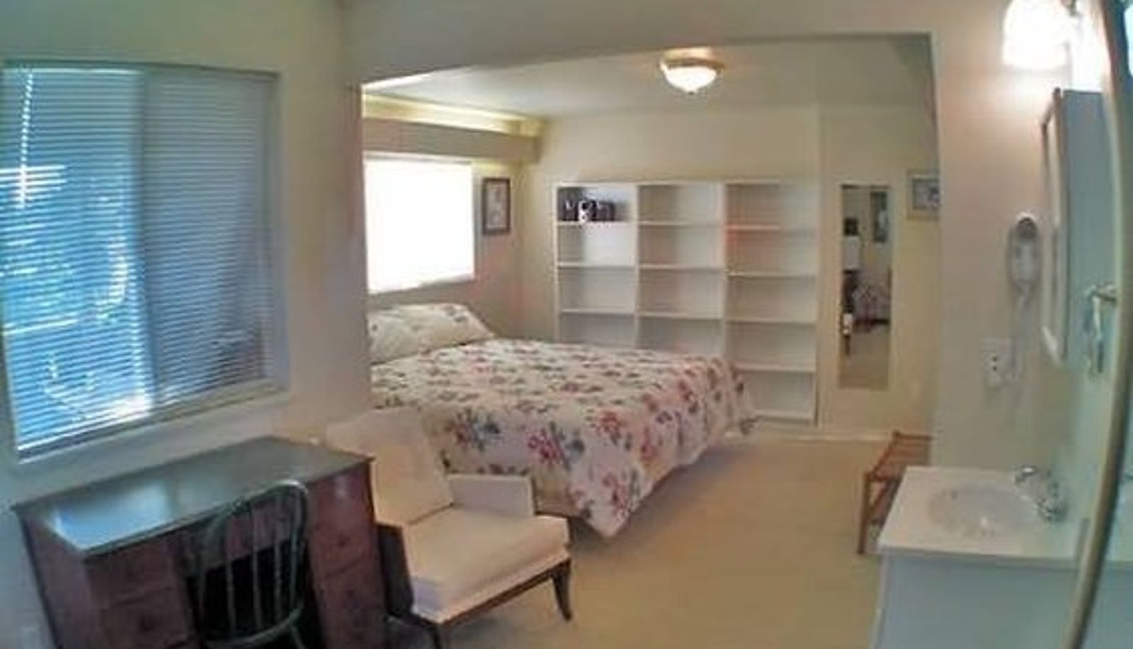 Lobby - Alaska BNB-Vacation Rentals