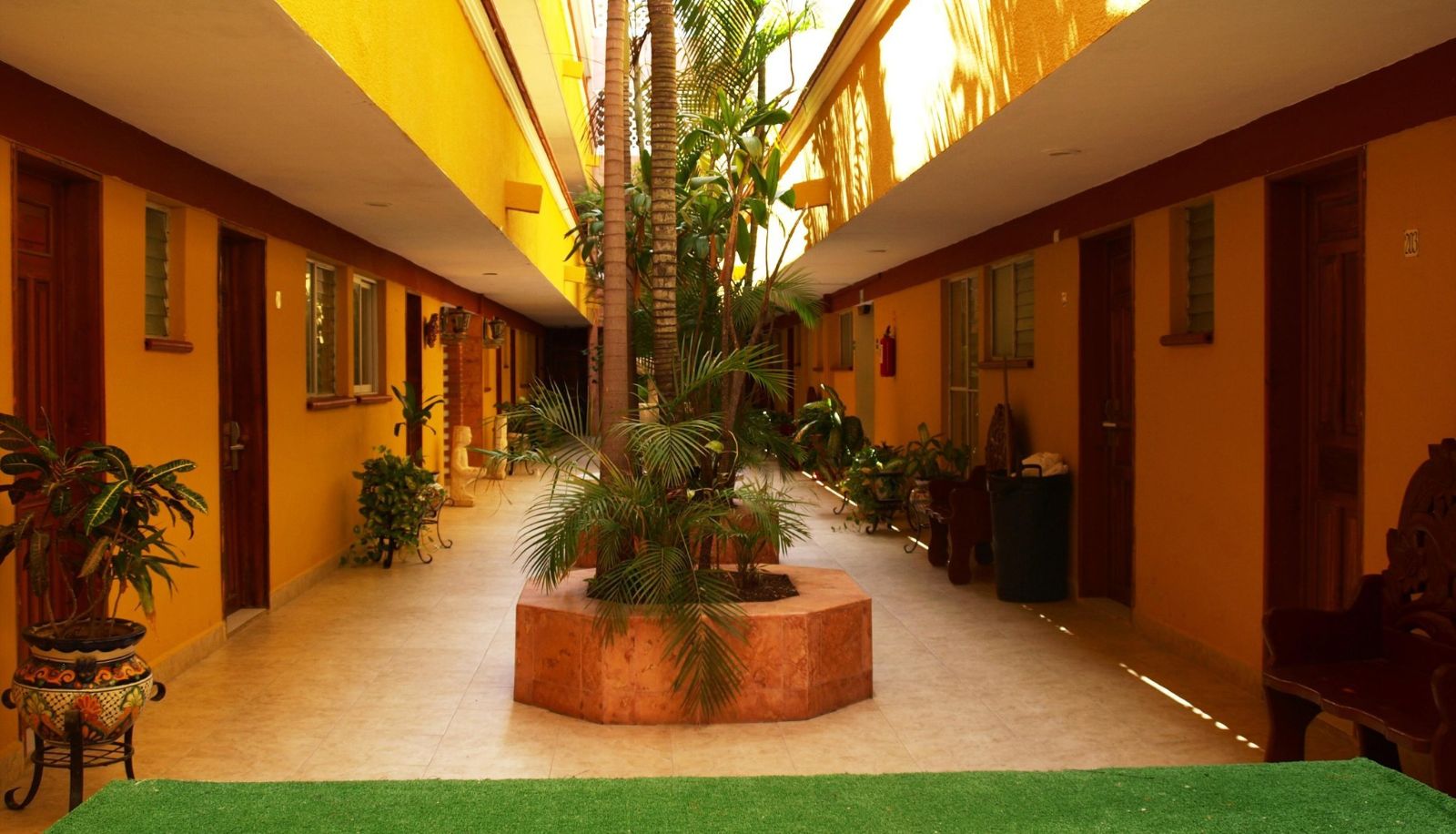 Info - Suites Cancun