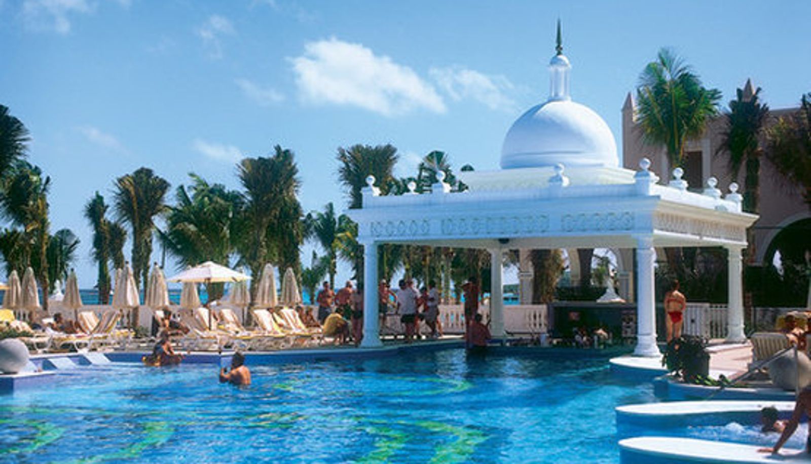 Bar - Riu Palace Las Americas All Inclusive Hotel