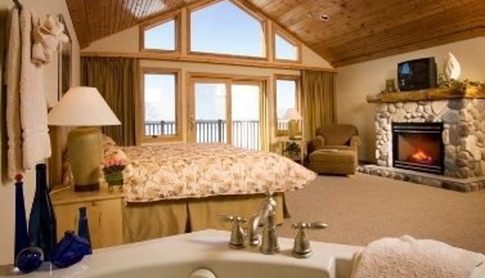 Room - Northern Bay Golf Resort And Marina