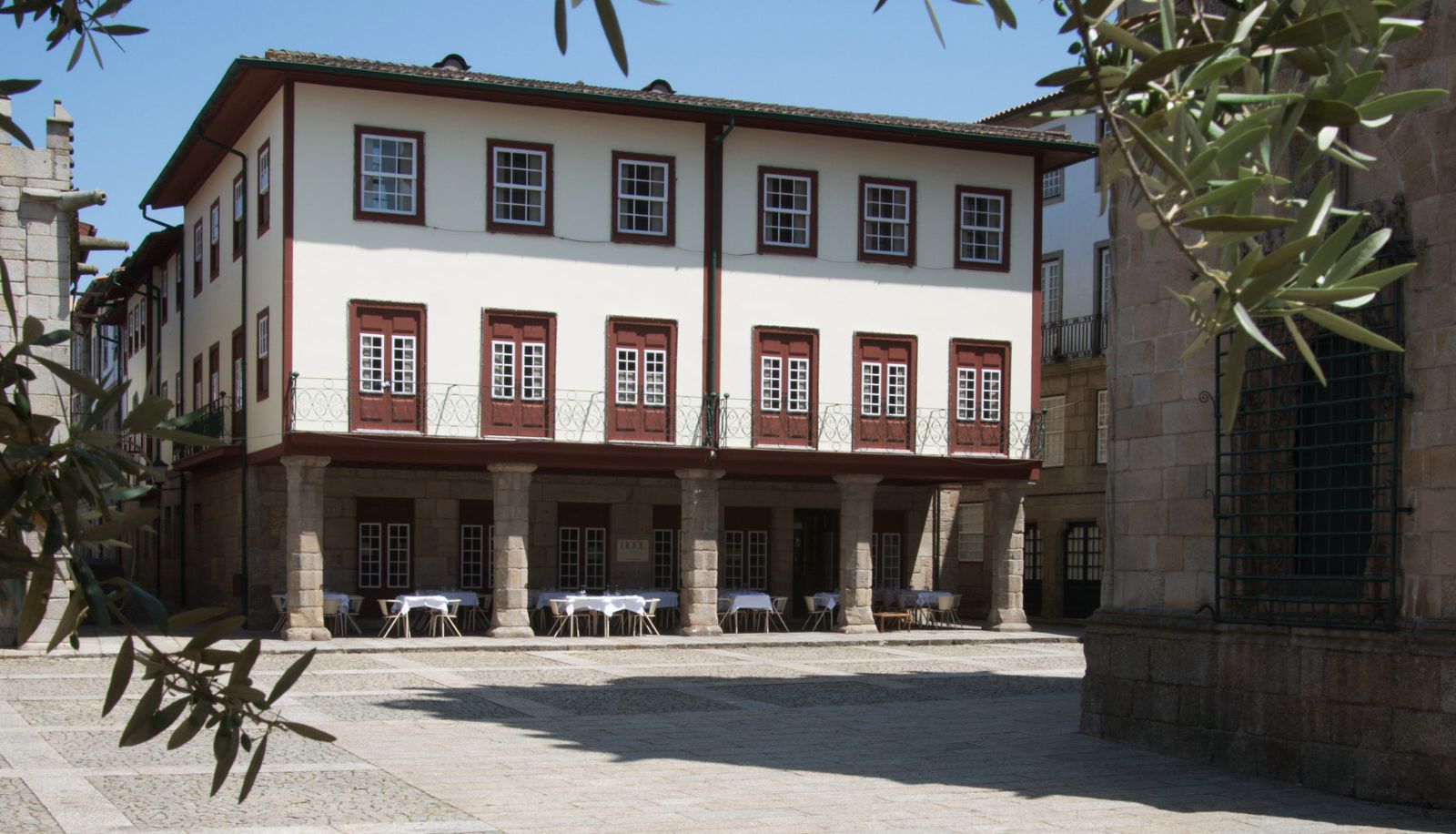 Buitenruimte van het hotel - Hotel da Oliveira