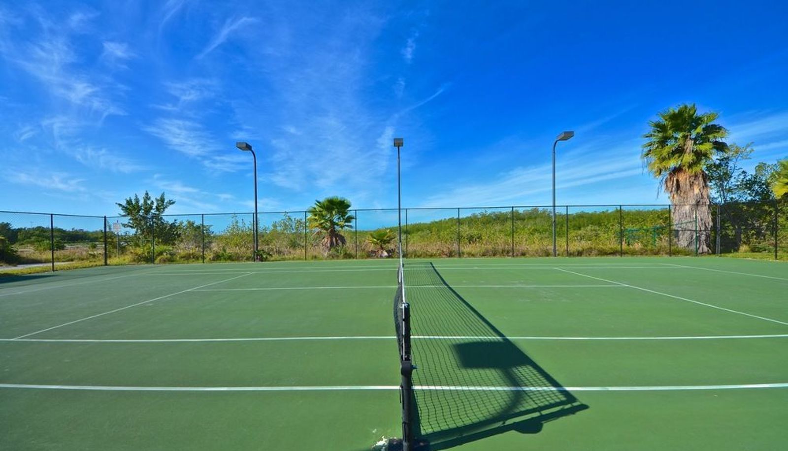 Tennis court - Sunrise Suites Resort