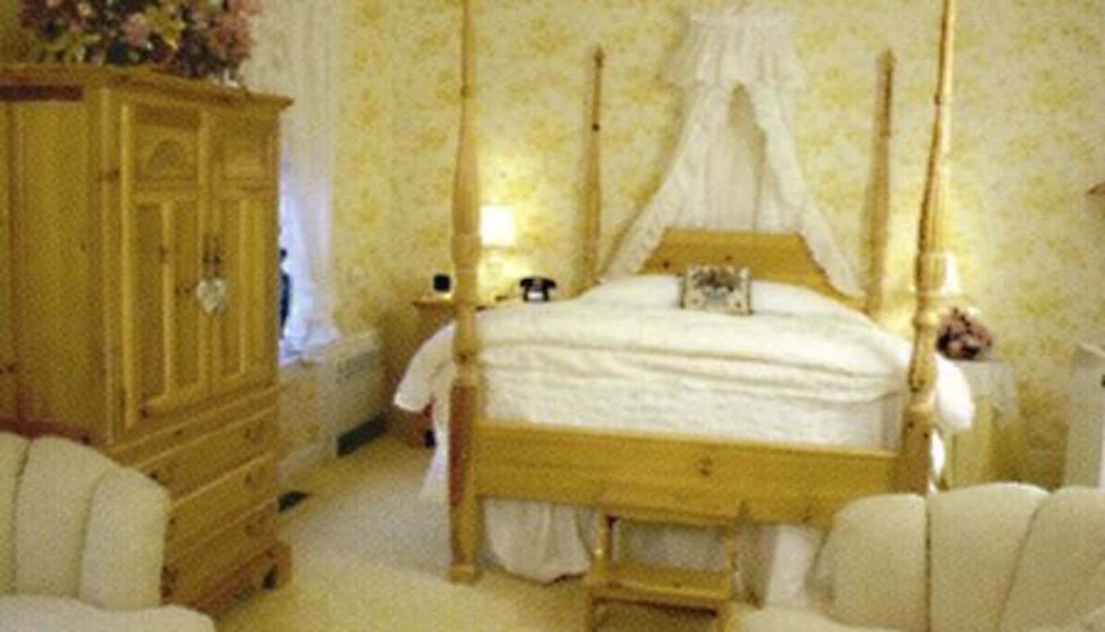 Room - Harbor House Inn