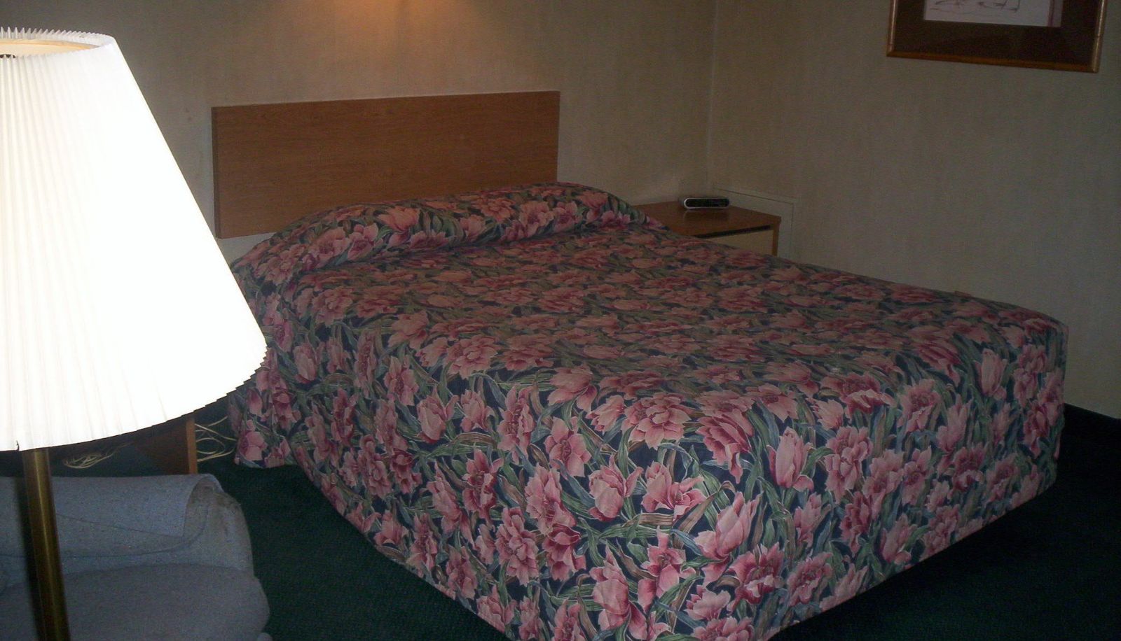 Camera - Americas Best Inns Flint