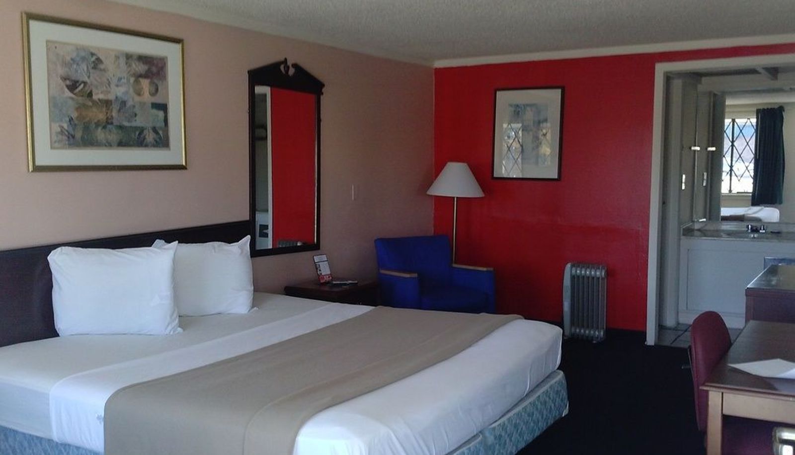 Standardzimmer - Westwoods Inn & Suites