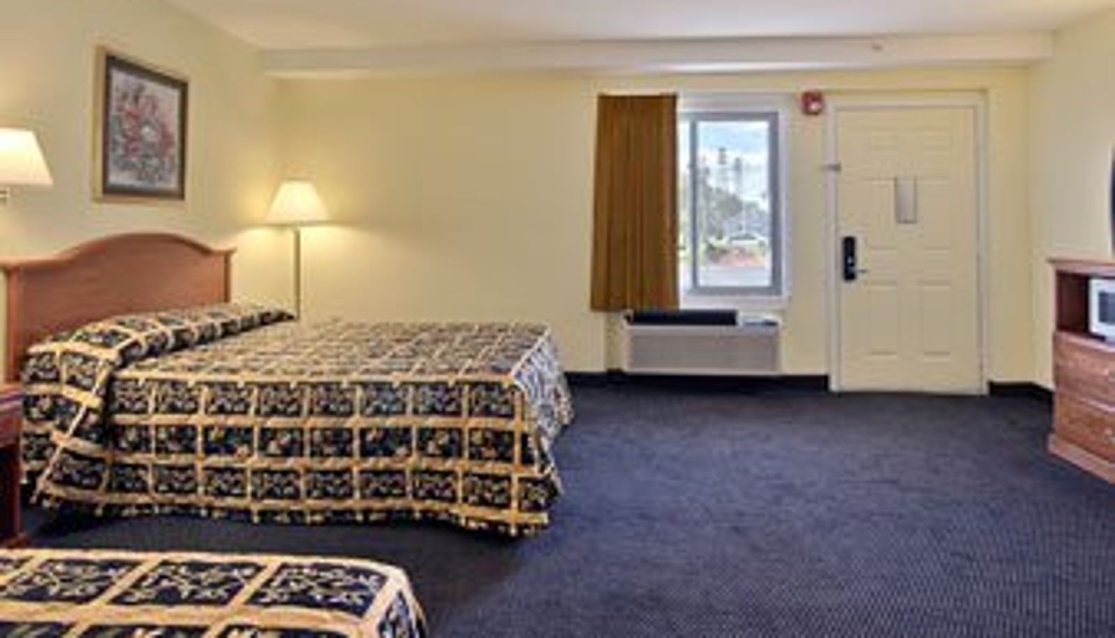 Room - Rodeway Inn