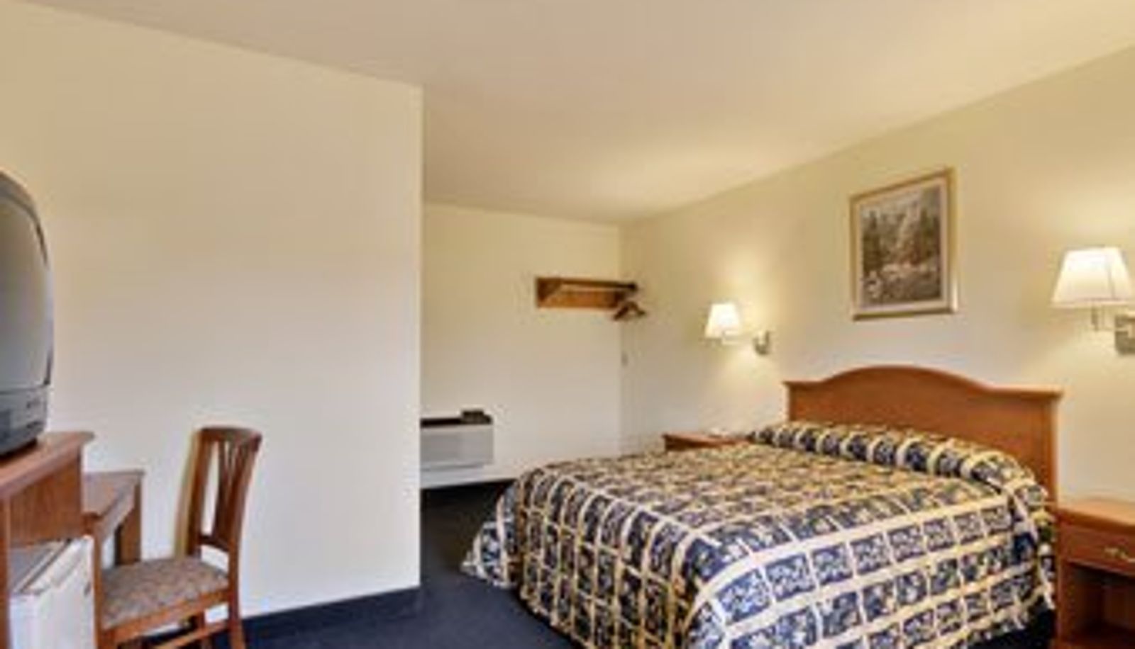 Room - Rodeway Inn
