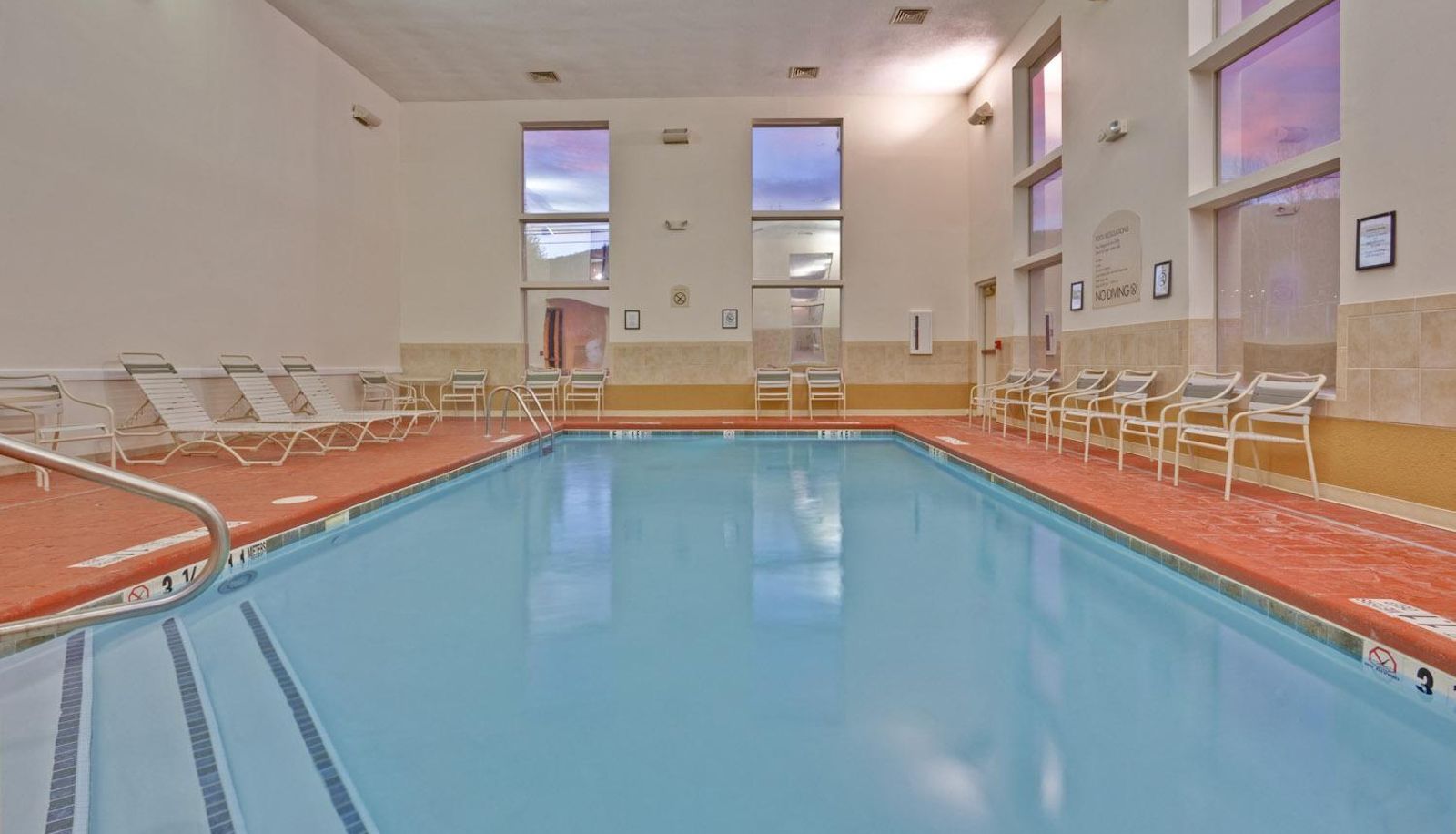 Piscina - White Pine Lodge