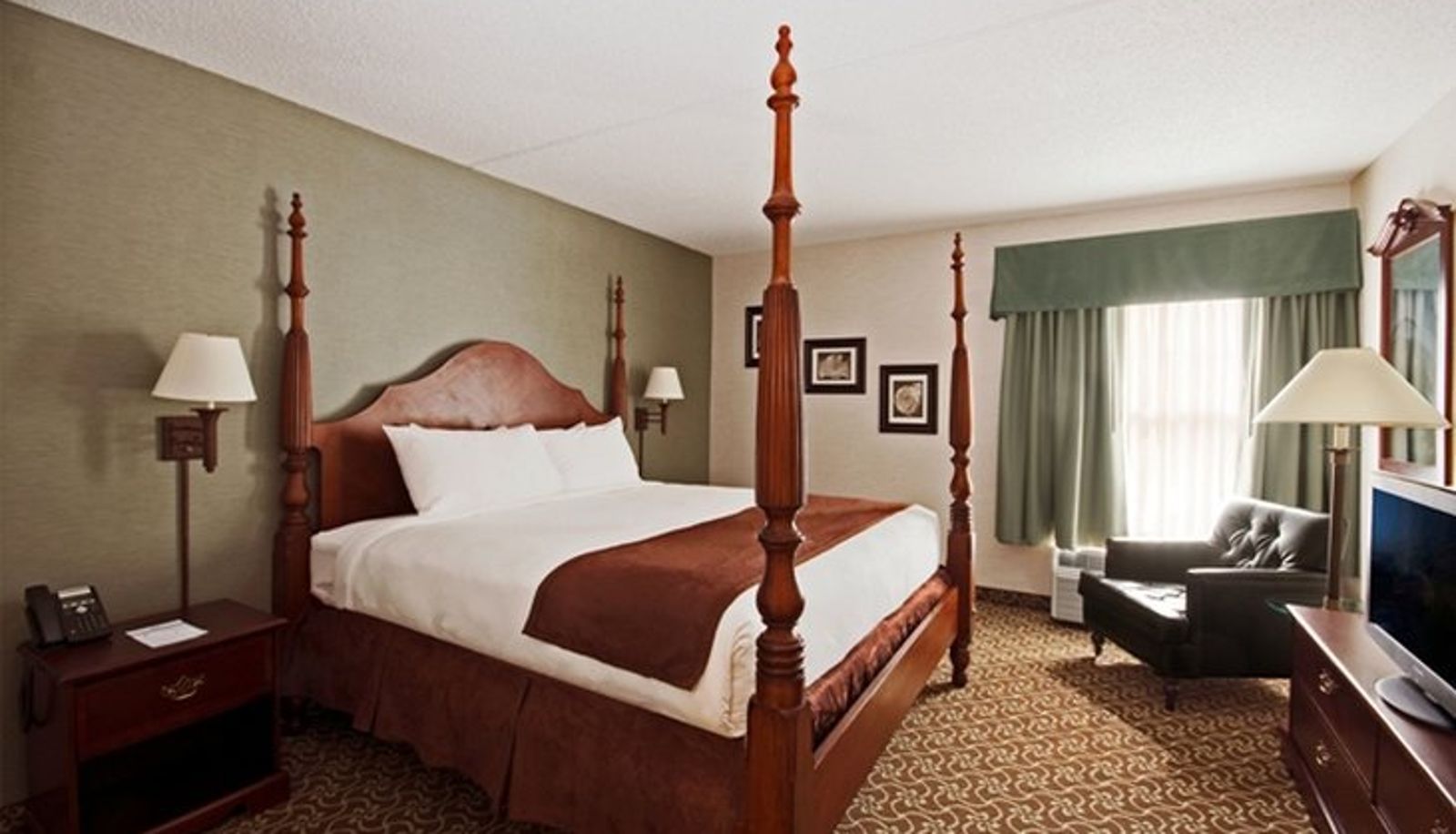 Suite - D. Hotel Suites & Spa