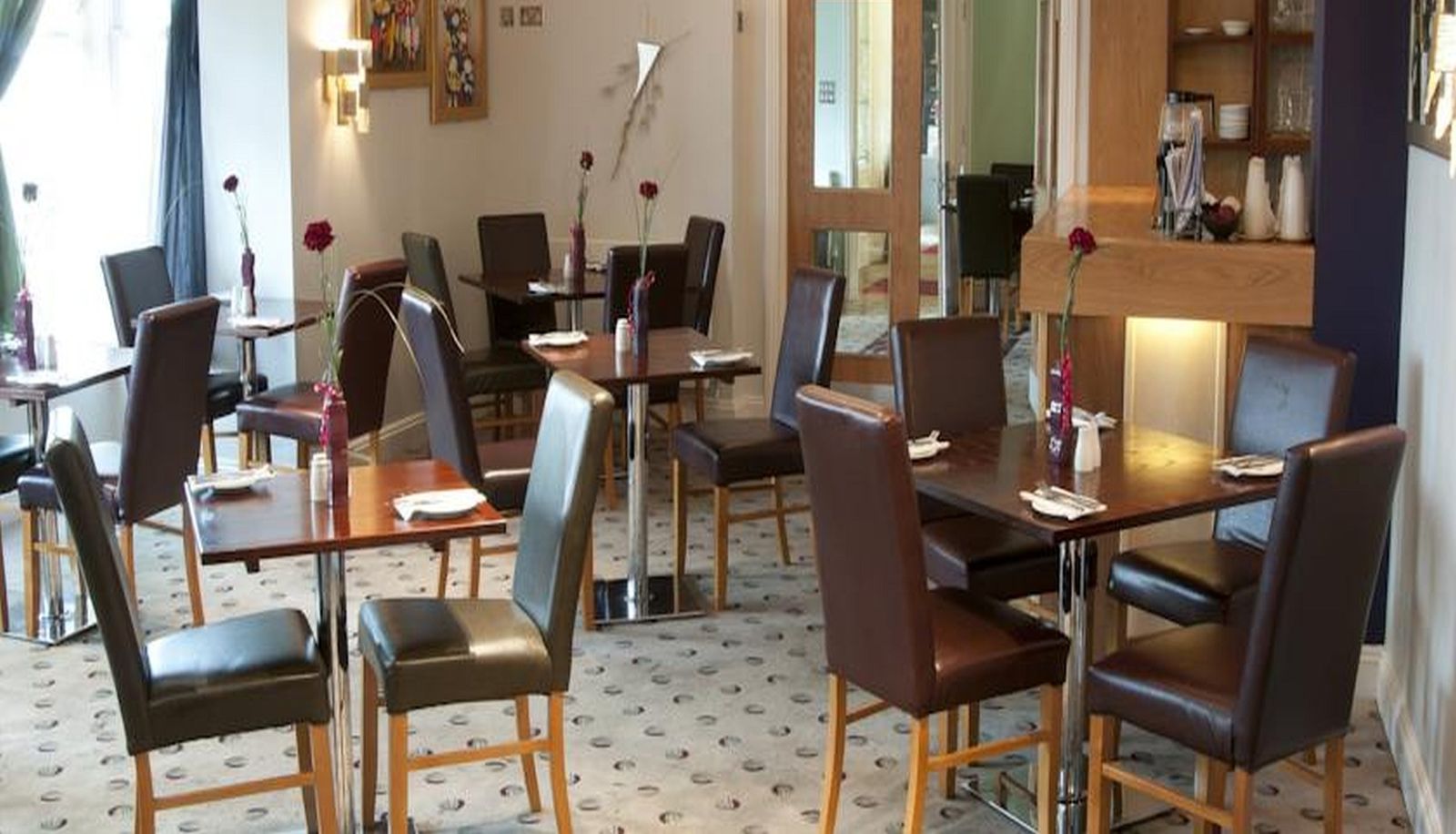 Restaurant - The Queensgate Hotel