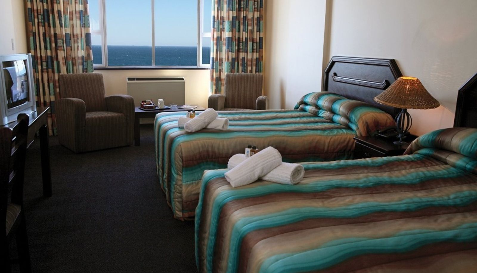 Camera - Gooderson Beach Hotel