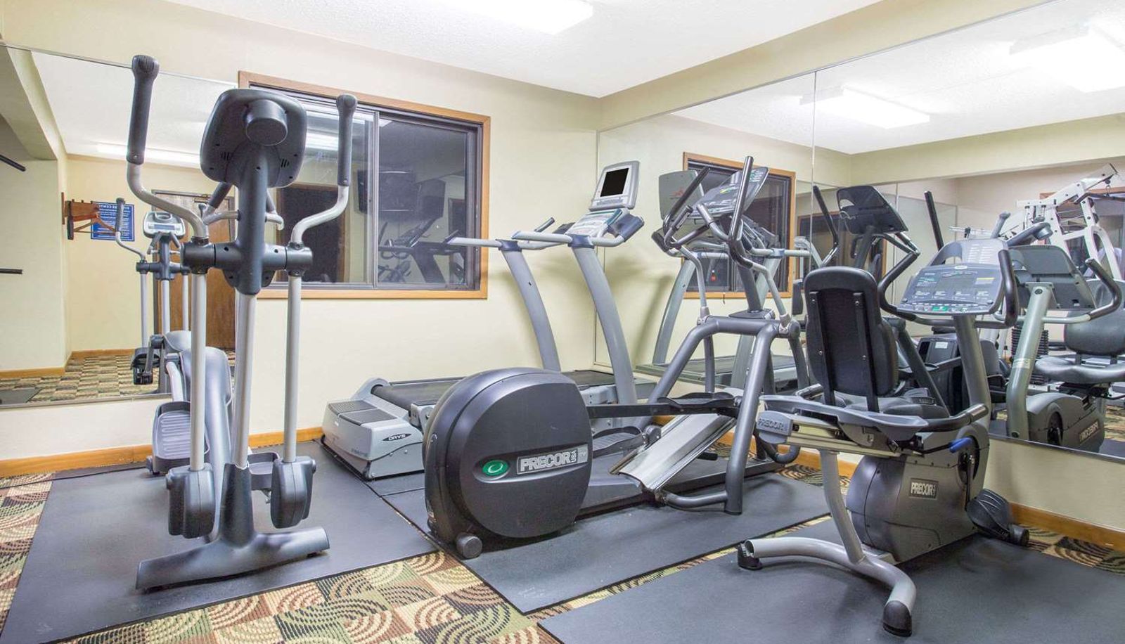 Wellness- en fitnessruimte - Heartland Inn Waterloo Crossroads