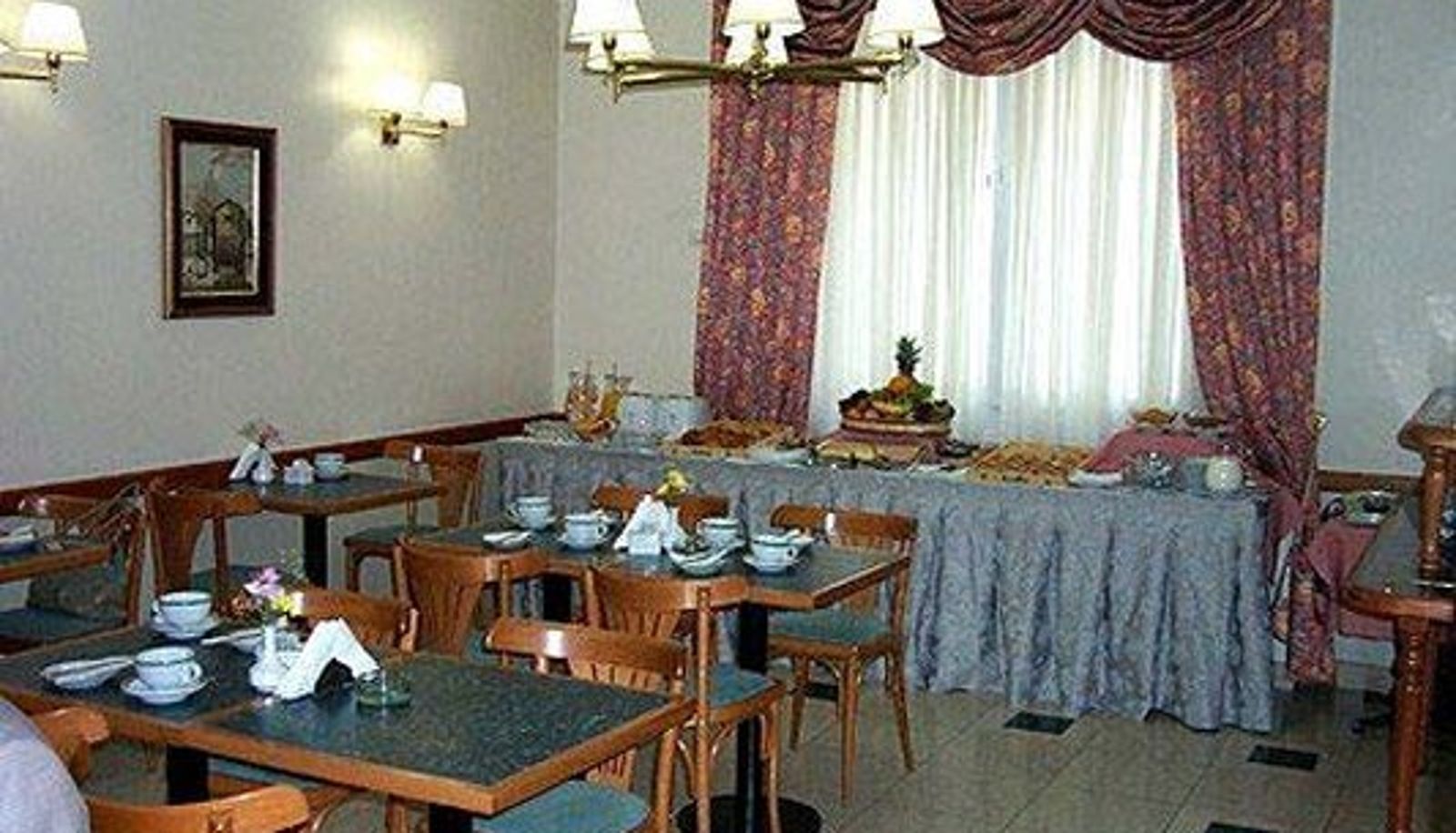 Wellness- und Fitnessbereich - HOTEL REGIS