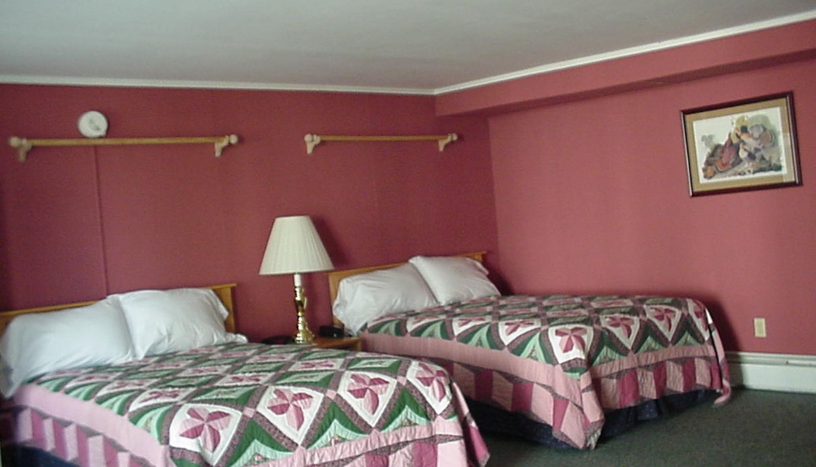 Room - The Stowe Inn
