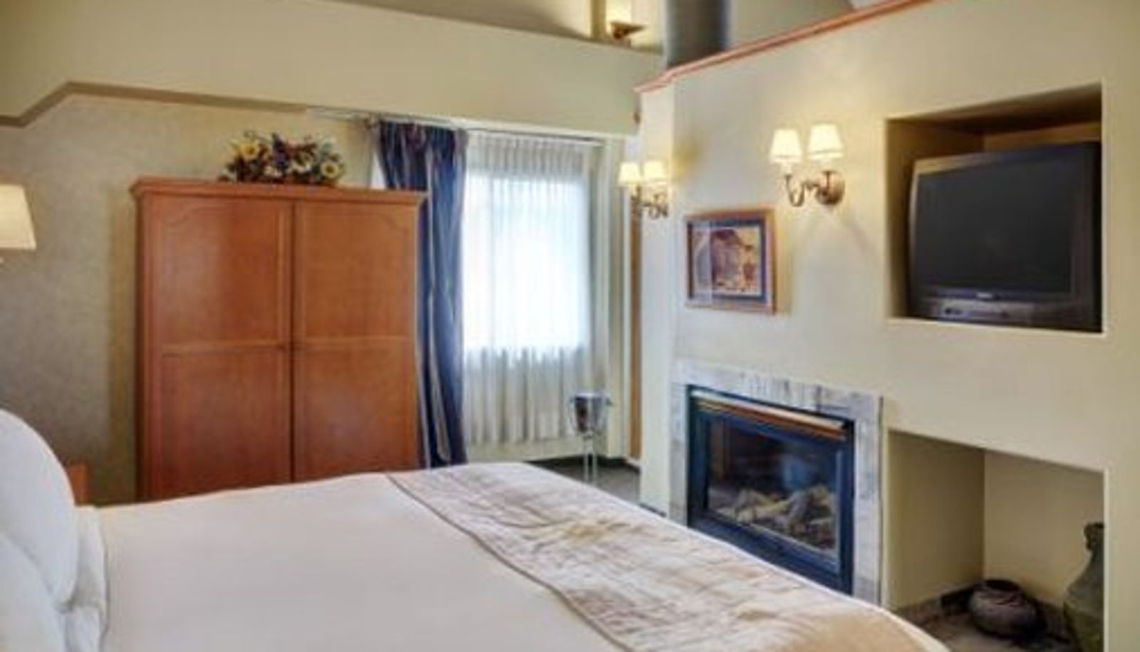 Room - Lakeview Inn And Suites Hinton