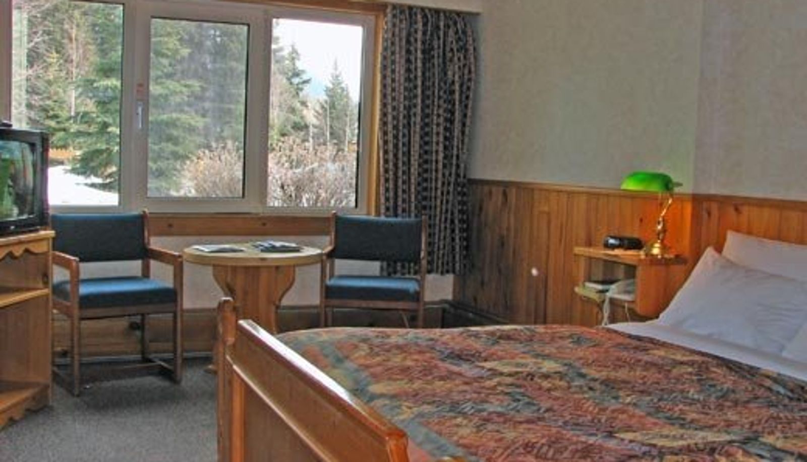 Room - Driftwood Inn