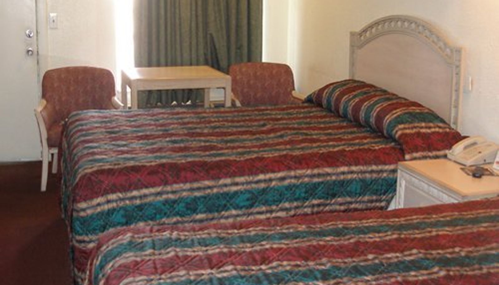 Zimmer - Scottish Inns Lake City