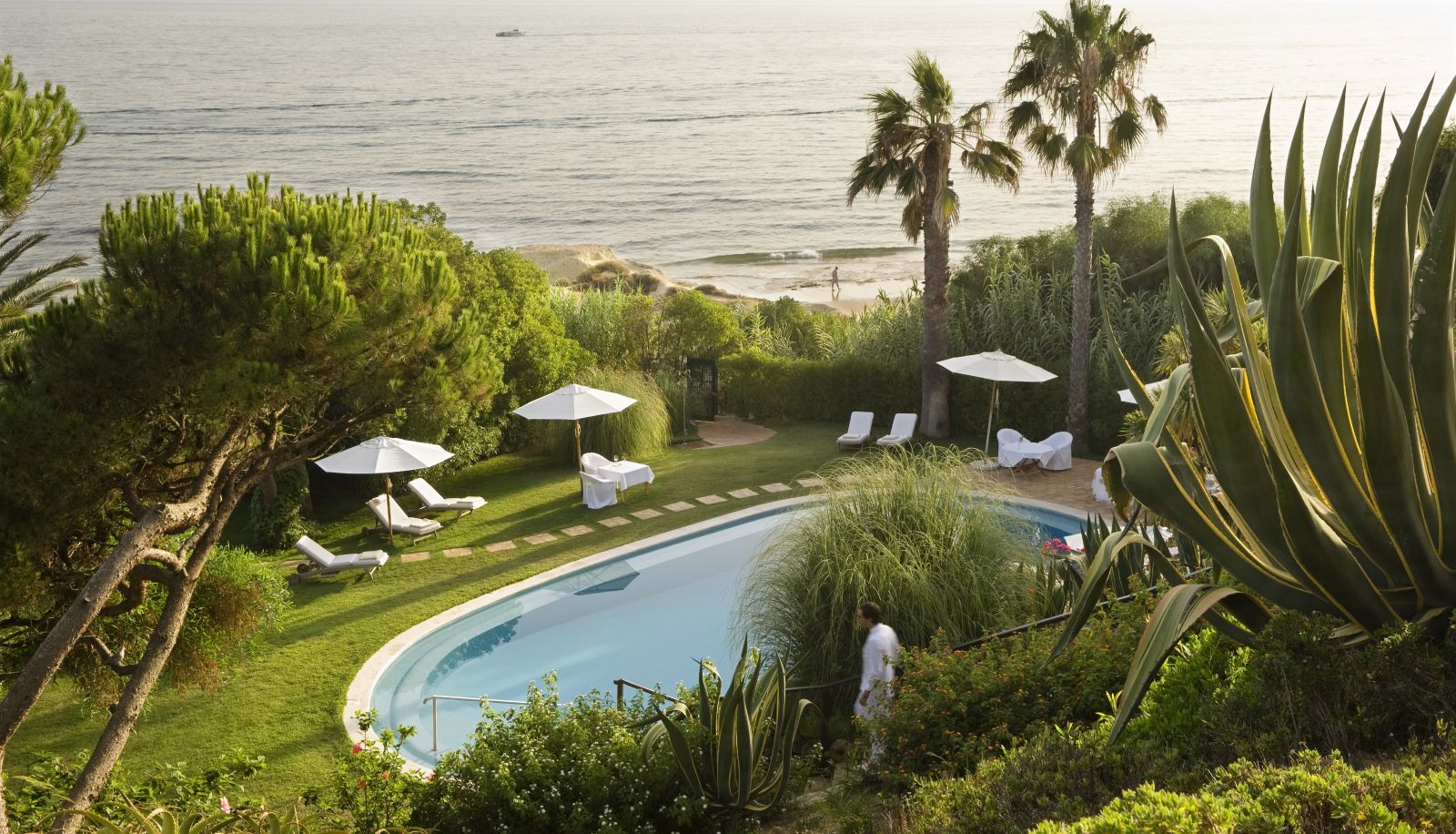 Piscina - Restaurant & Spa Vila Joya Home