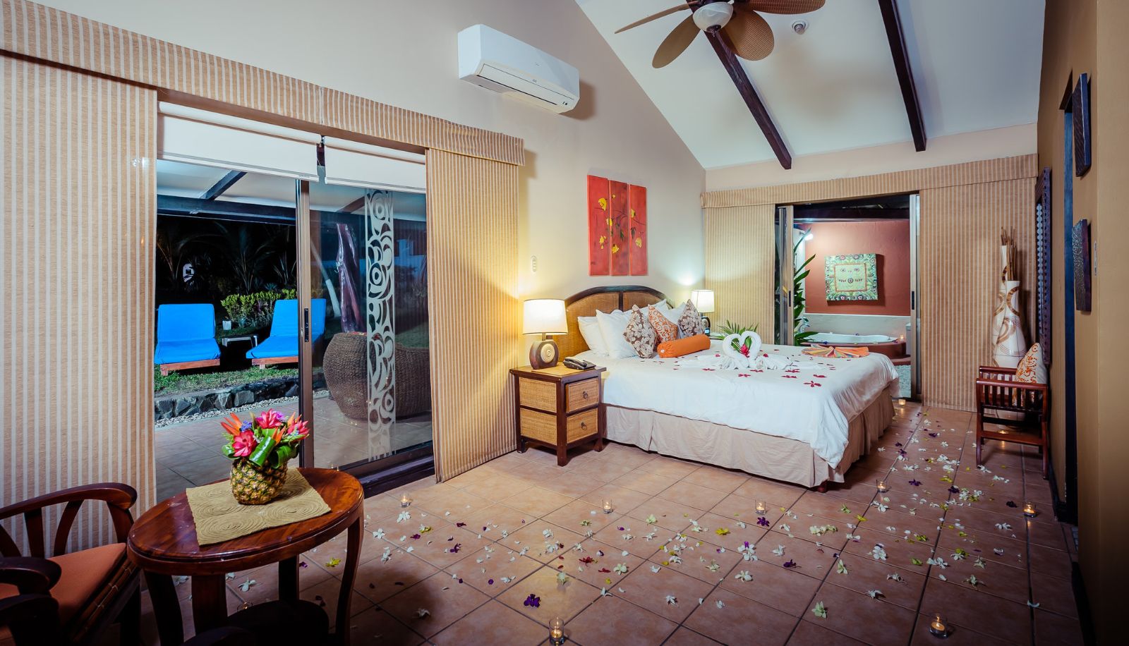 Zimmer - Bahia Del Sol Beach Front Hotel & Suites