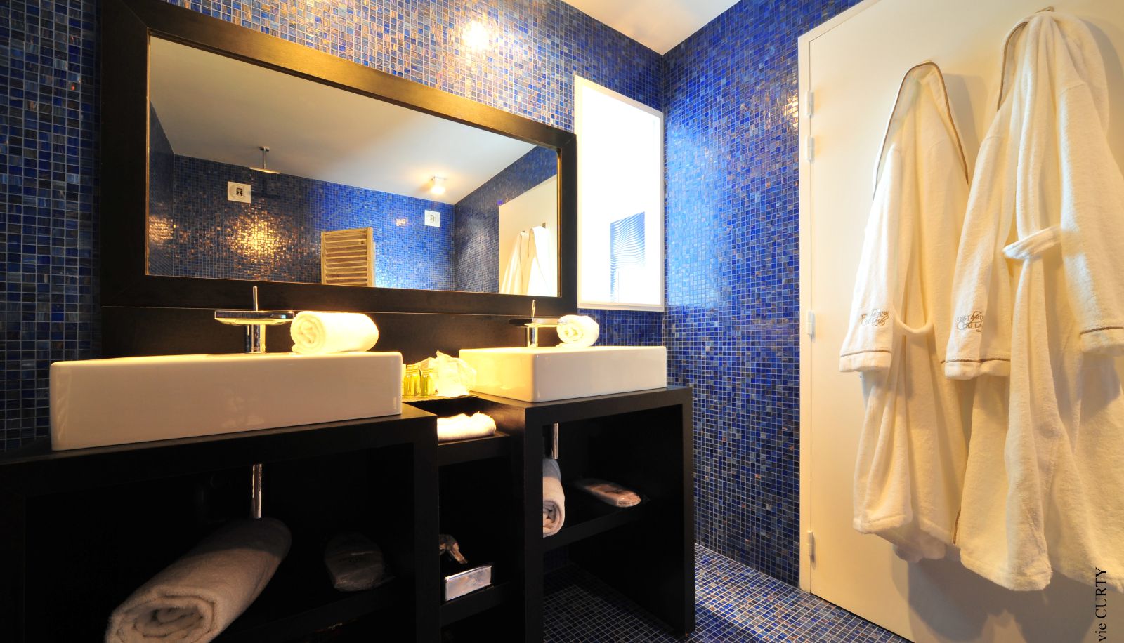 Bagno - The Originals Relais Les Jardins du Lac (ex Relais du Silence)