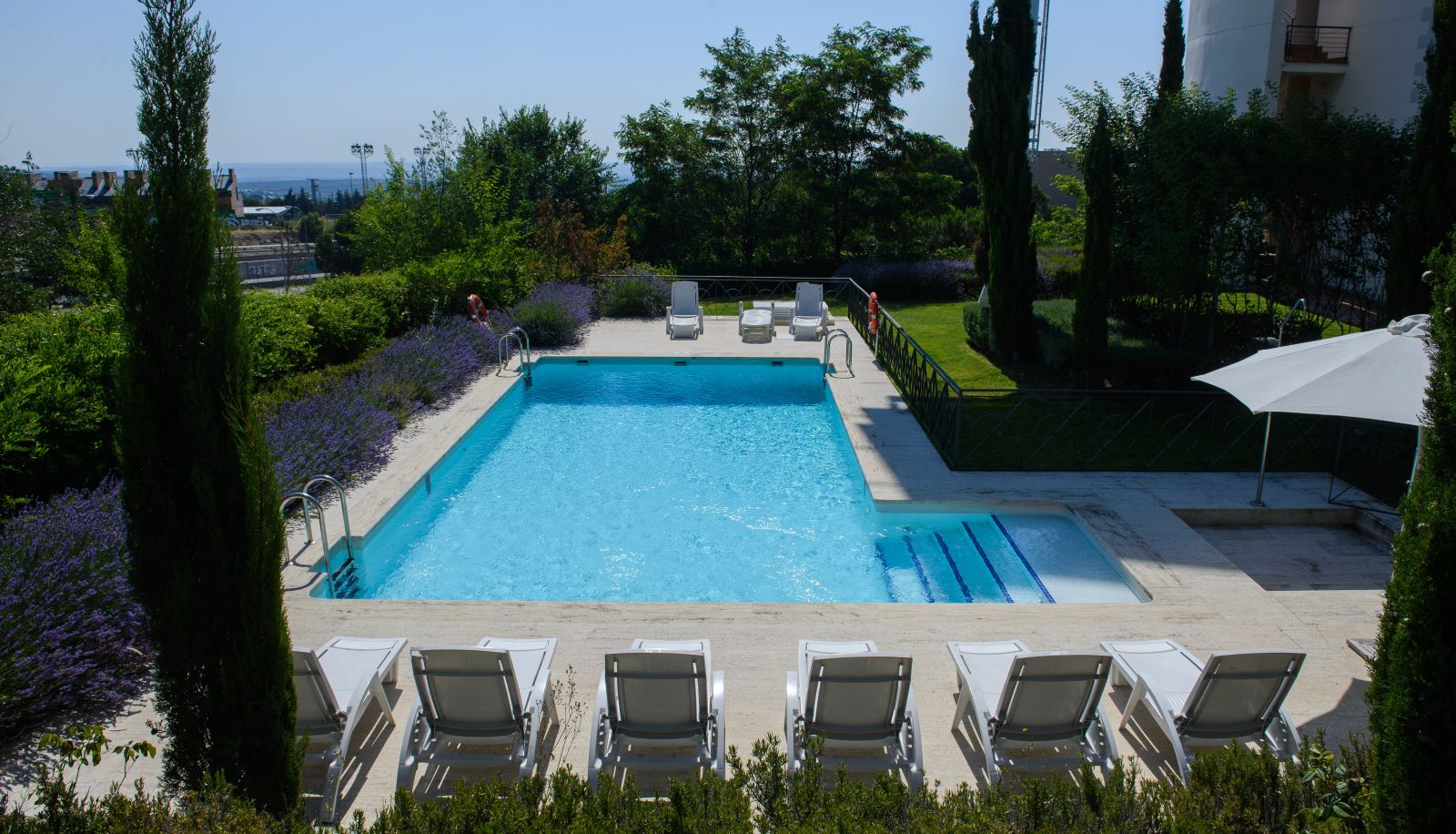 Tuin - Hotel Pax Torrelodones