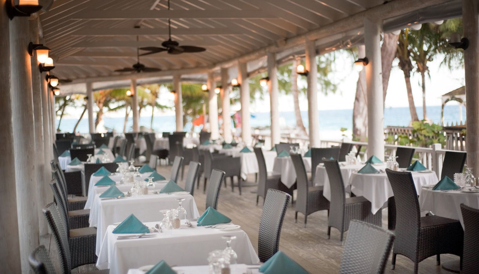 Restauracja - Almond Casuarina Beach Resort